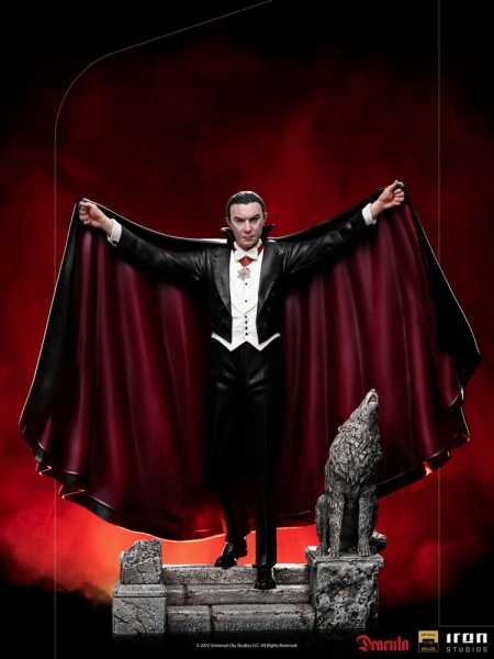 Universal Monsters 1/10 Dracula 22 cm Deluxe Art Scale Statue