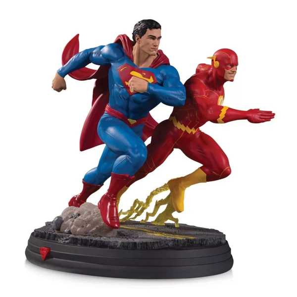 VORBESTELLUNG ! DC Gallery Superman vs The Flash Racing 2nd Edition 26 cm Statue