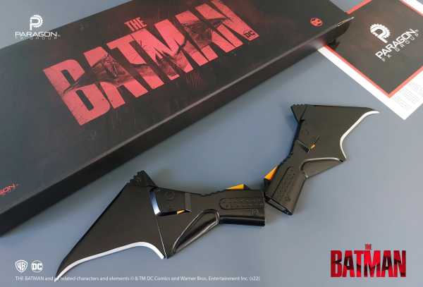 VORBESTELLUNG ! The Batman (2022) Bat Glyph Batarang Prop Replik