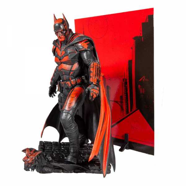 The Batman Movie Posed The Batman (Gold Label) 30 cm PVC Statue