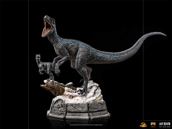 Jurassic Park: Dominion 1/10 Blue and Beta Deluxe Art Scale Statue