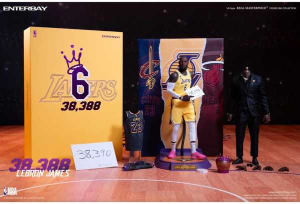 VORBESTELLUNG ! NBA L.A. Lakers LeBron James Real Masterpiece 1:6 Actionfigur Special Edition