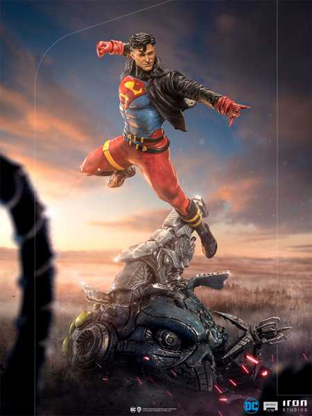 DC Comics Series #7 Superboy 1/10 Art Scale Statue