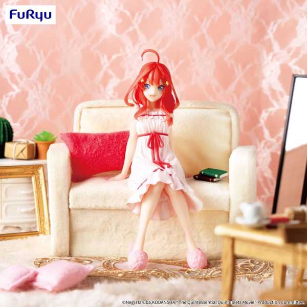 VORBESTELLUNG ! Quintessential Quintuplets Movie Noodle Stopper Itsuki Nakano Loungewear V. Statue