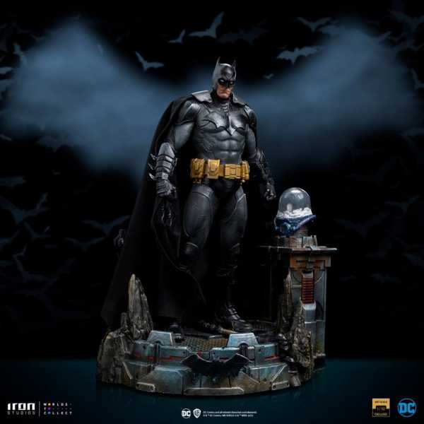 AUF ANFRAGE ! DC Comics 1/10 Batman Unleashed 24 cm Deluxe Art Scale Statue